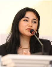 Büşra K.