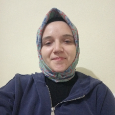 İrem Nur Ş.