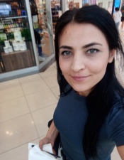 Emine Ö.