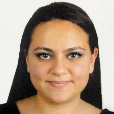 Özlem Y.