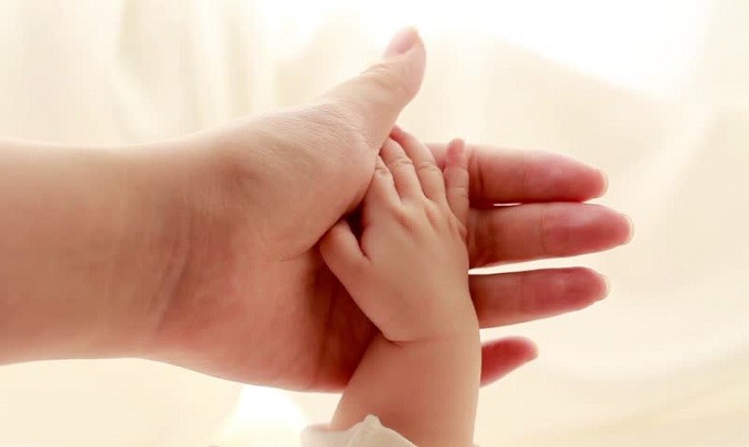 Bebeklerde Güvenli Bağlanma ve Anne İlişkisi